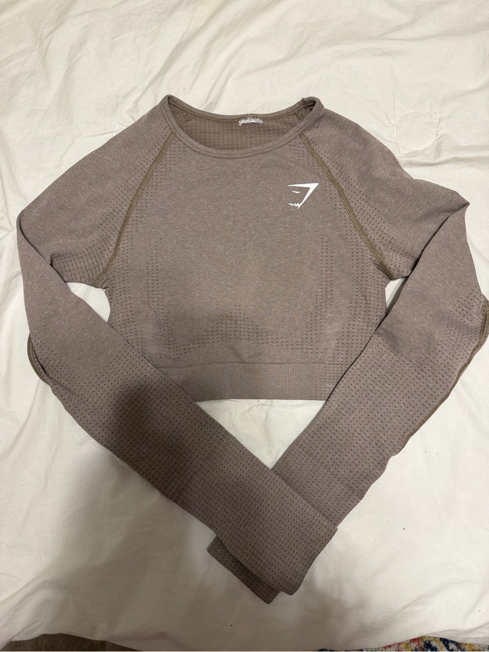 Gymshark Women's Long Sleeve Crop Top in Mauve Taupe